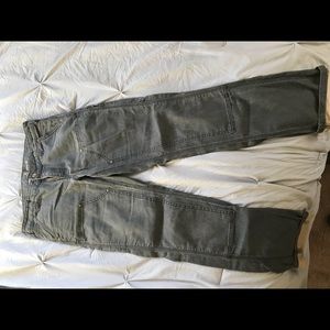 Carhartt women’s slim fit size 6